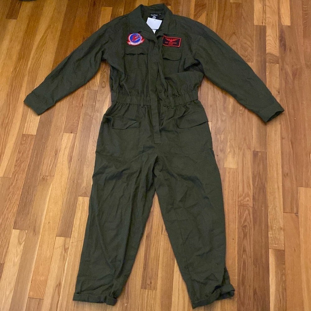 NWT Boohoo Women’s Green Top Gun Pilot Costume Size 8